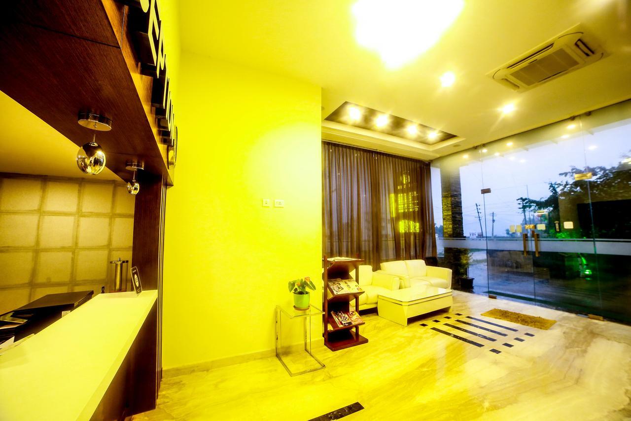Breeze Suites Devanahalli Exterior foto